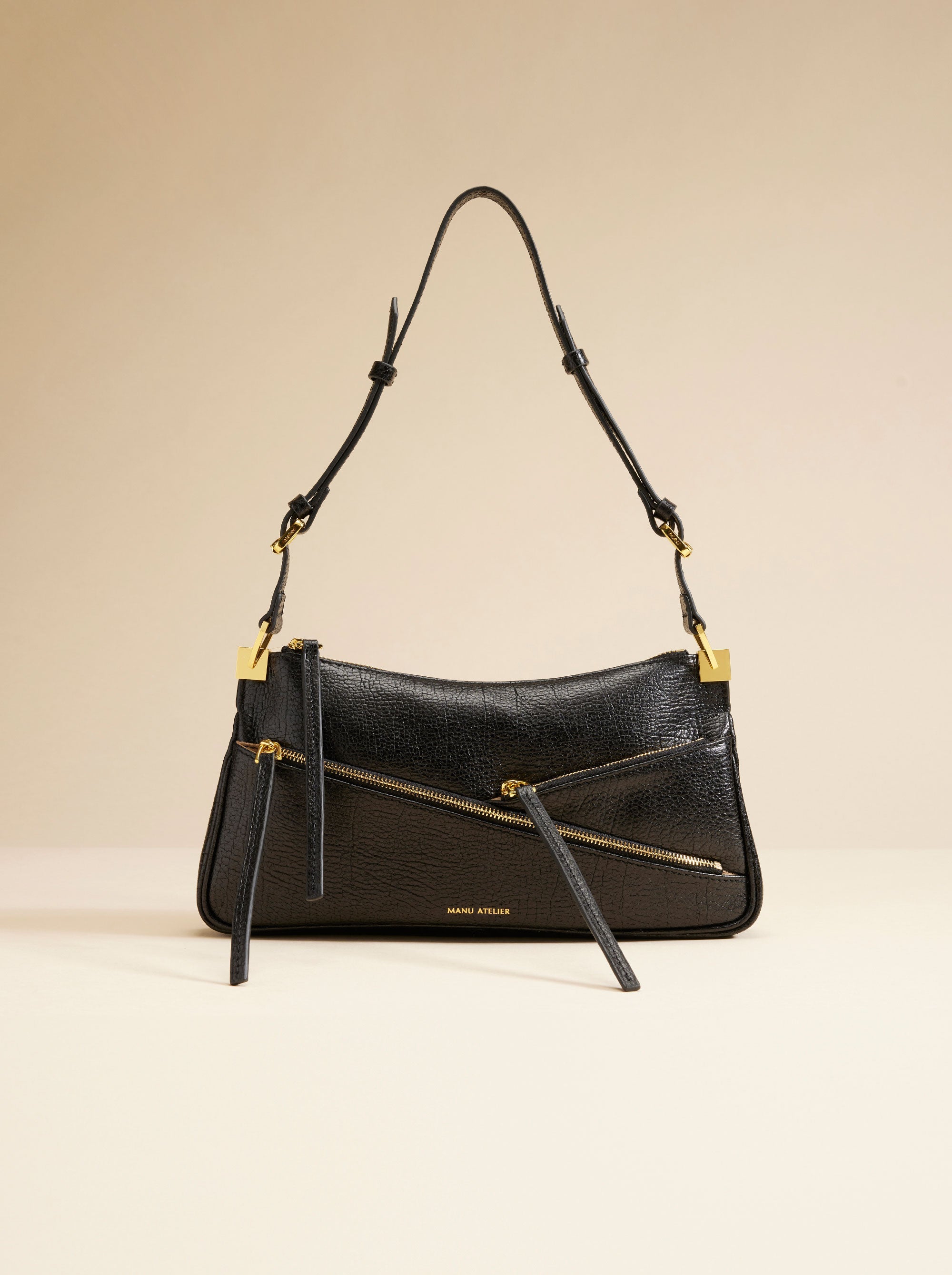 Three Zipped Grained Calf Leather Black 