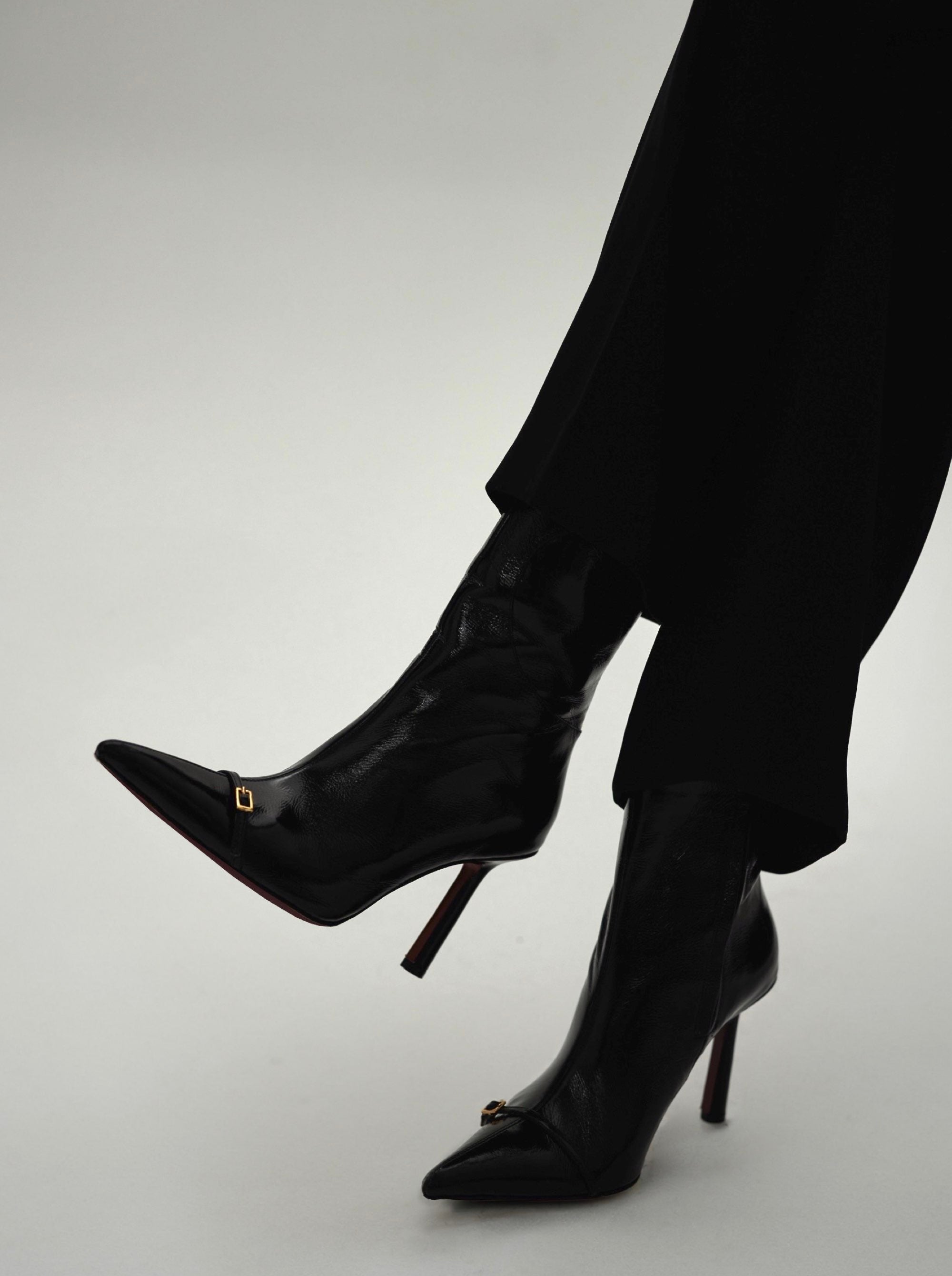 Pointy Toe Ankle Boots Black High Gloss on model