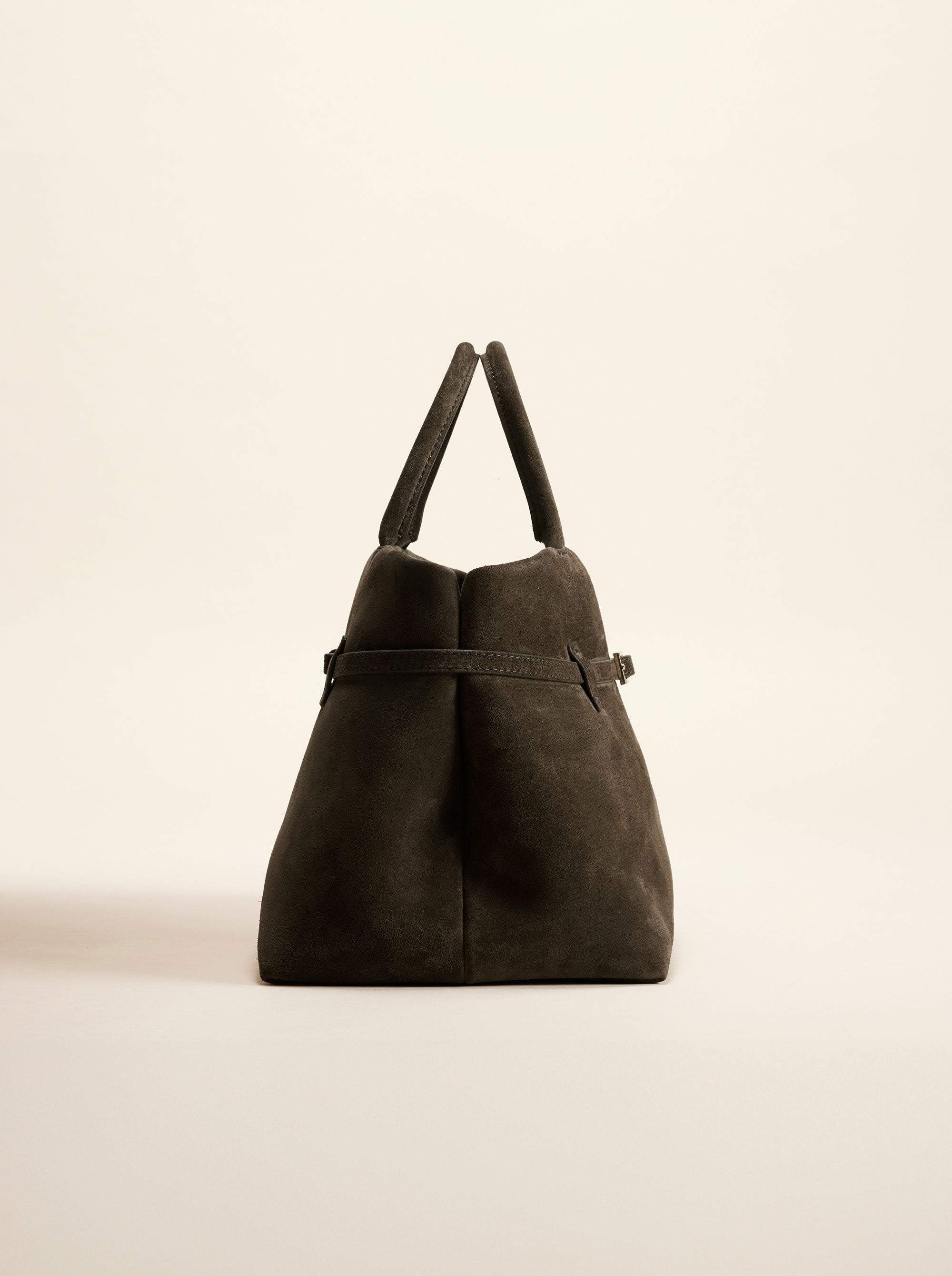 Le Cambon 35 Tobacco Green Suede Side