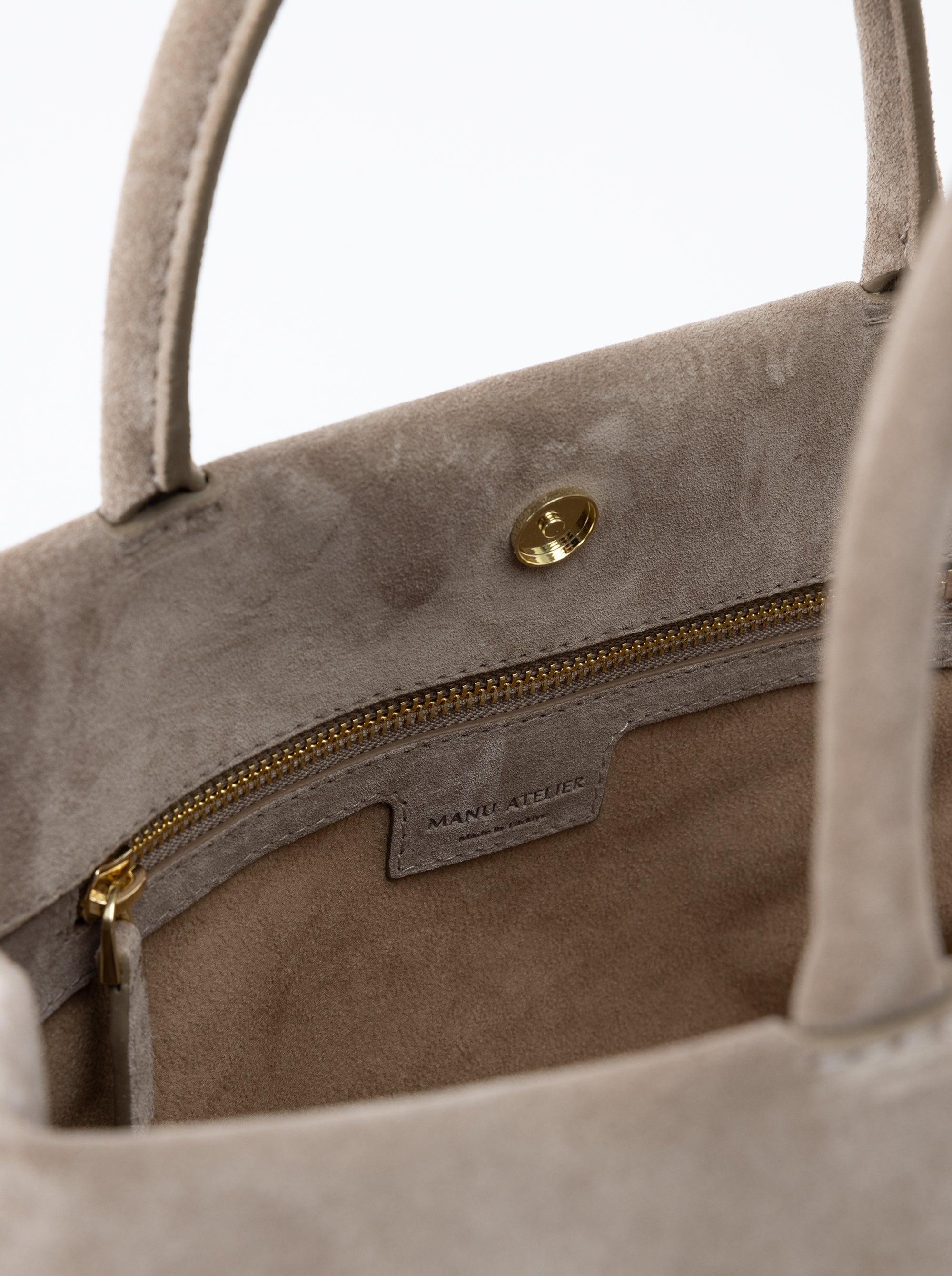 Le Cambon 35 Sughero Suede Close Up