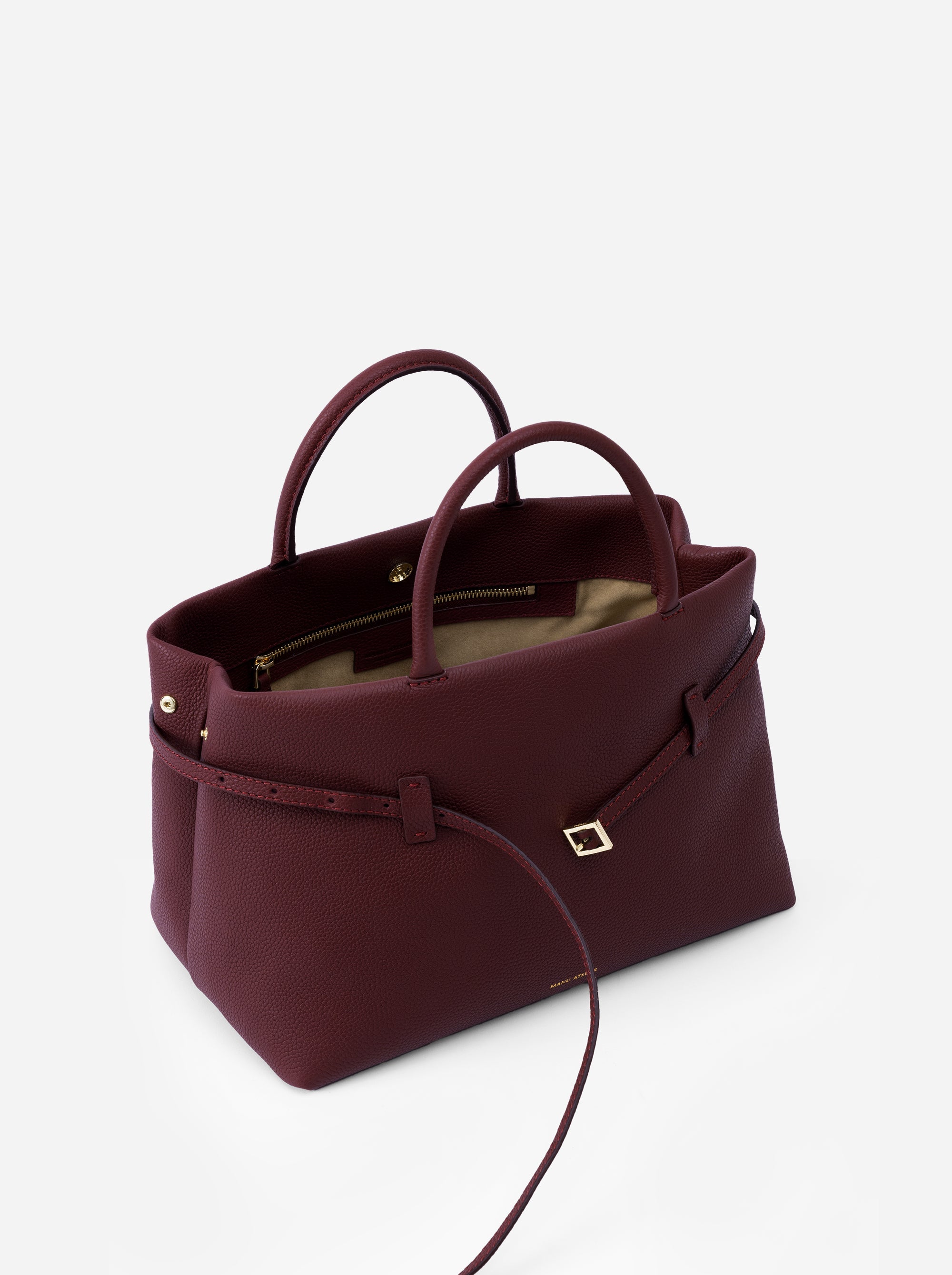 Le Cambon 35 Burgundy Inside