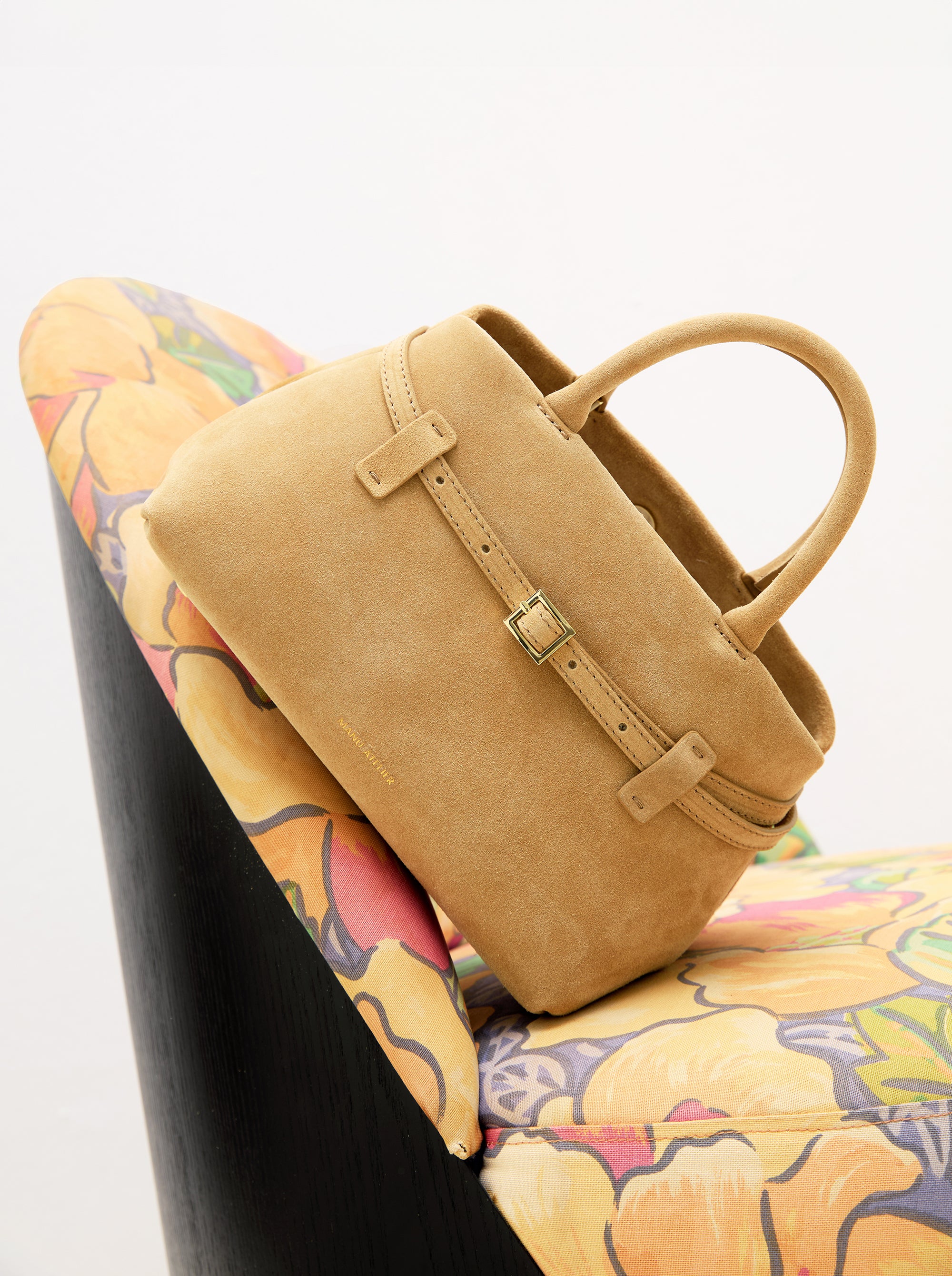 Manu Atelier SS25 Homepage Image 004