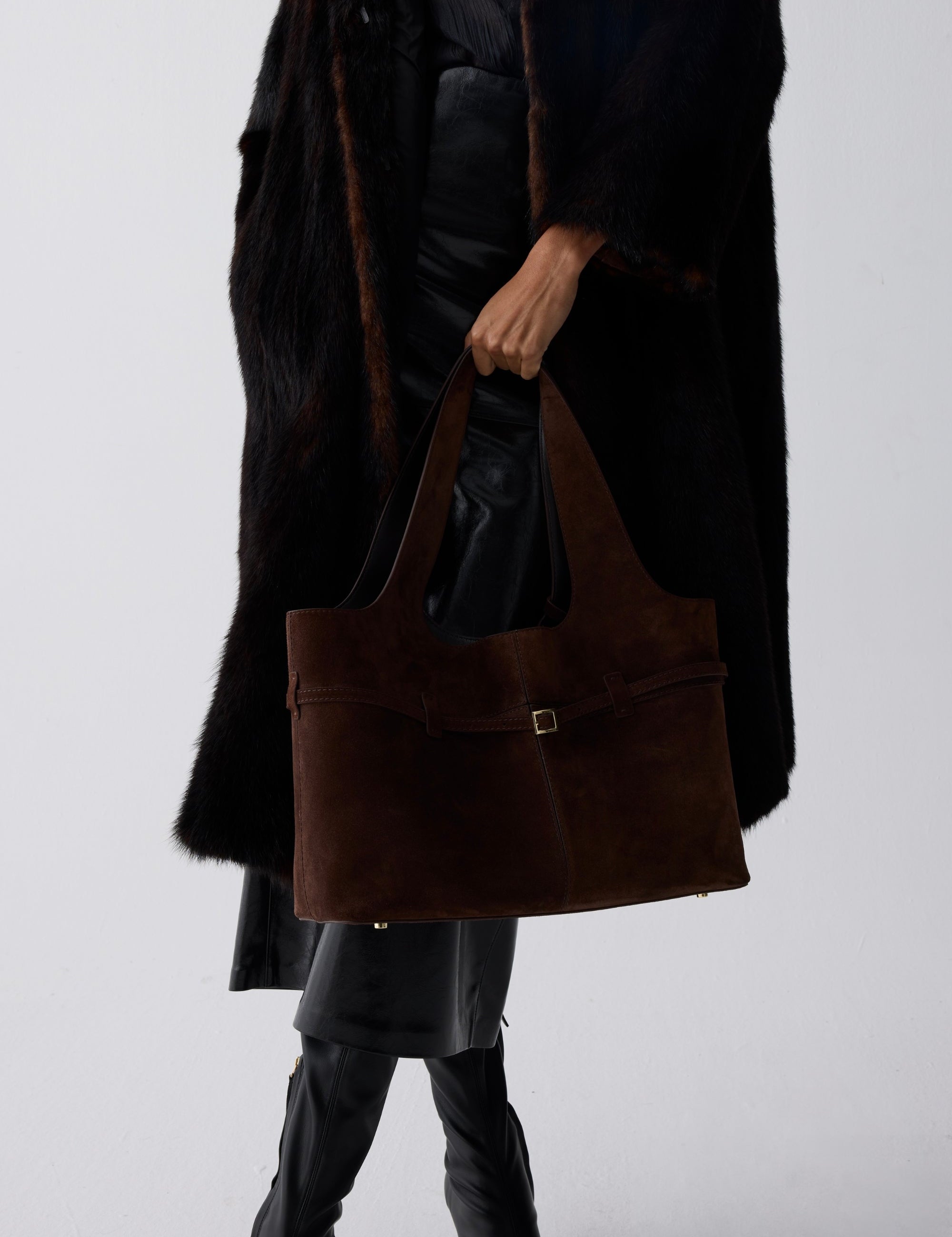 Cambon Cabas Deep Brown Suede on model