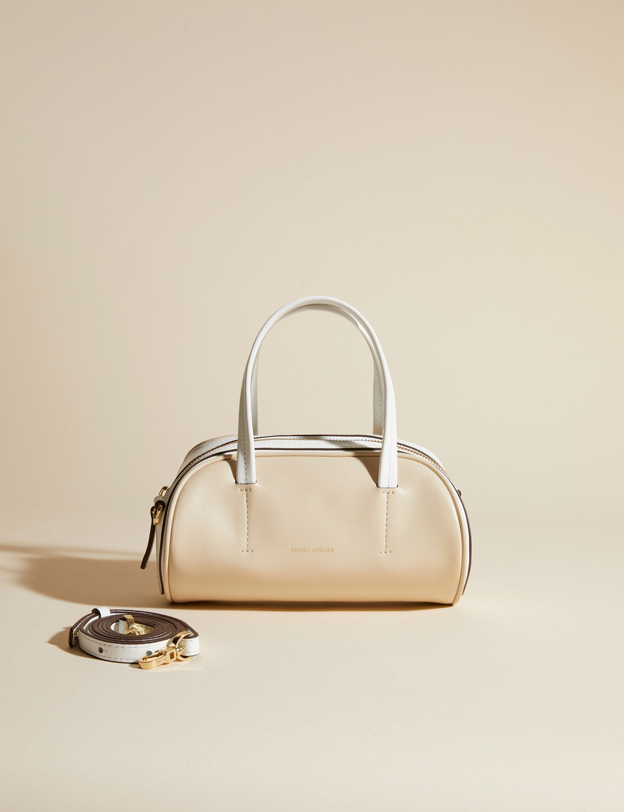 Hourglass Bowling Bag Ivory & White