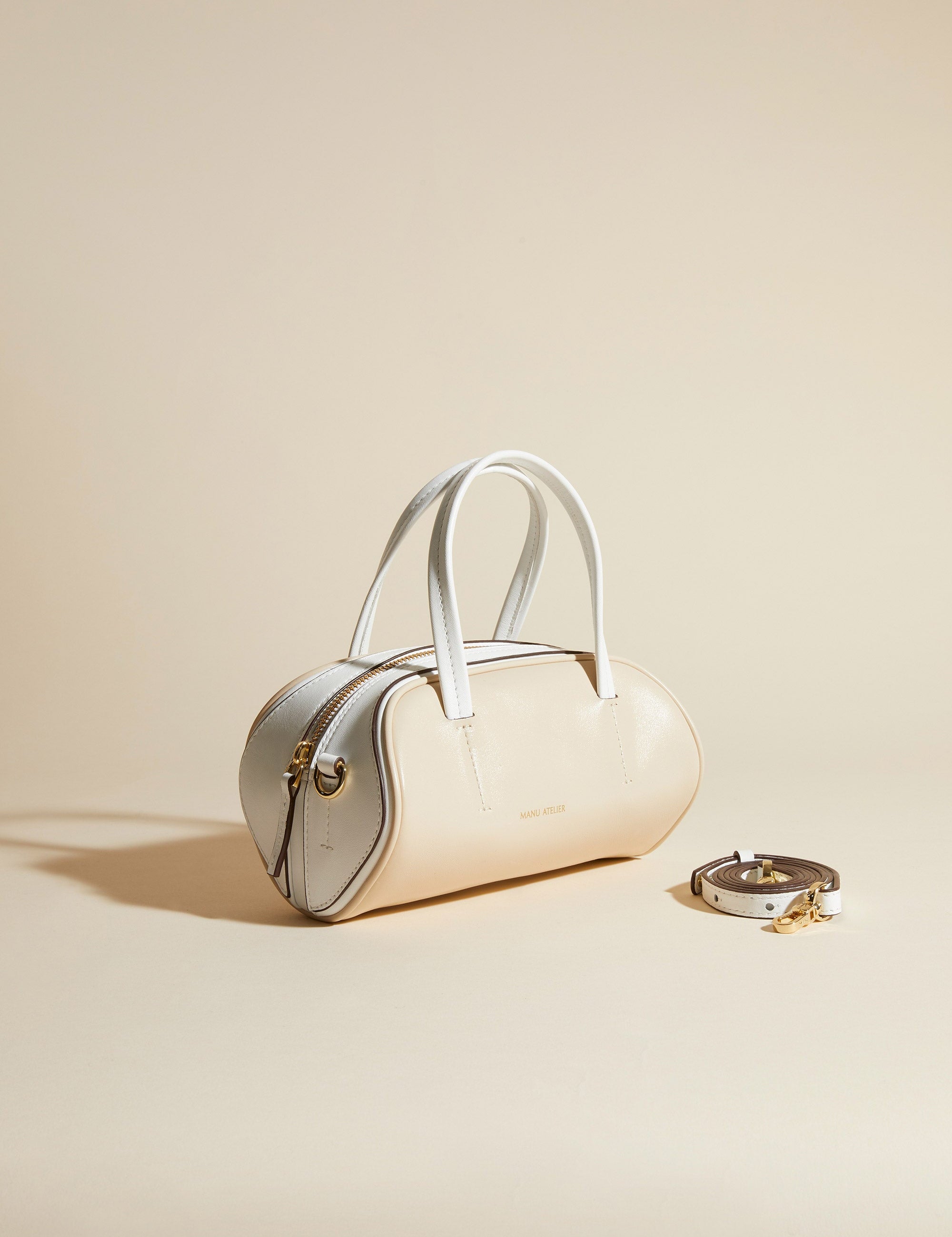 Hourglass Bowling Bag Ivory & White Side