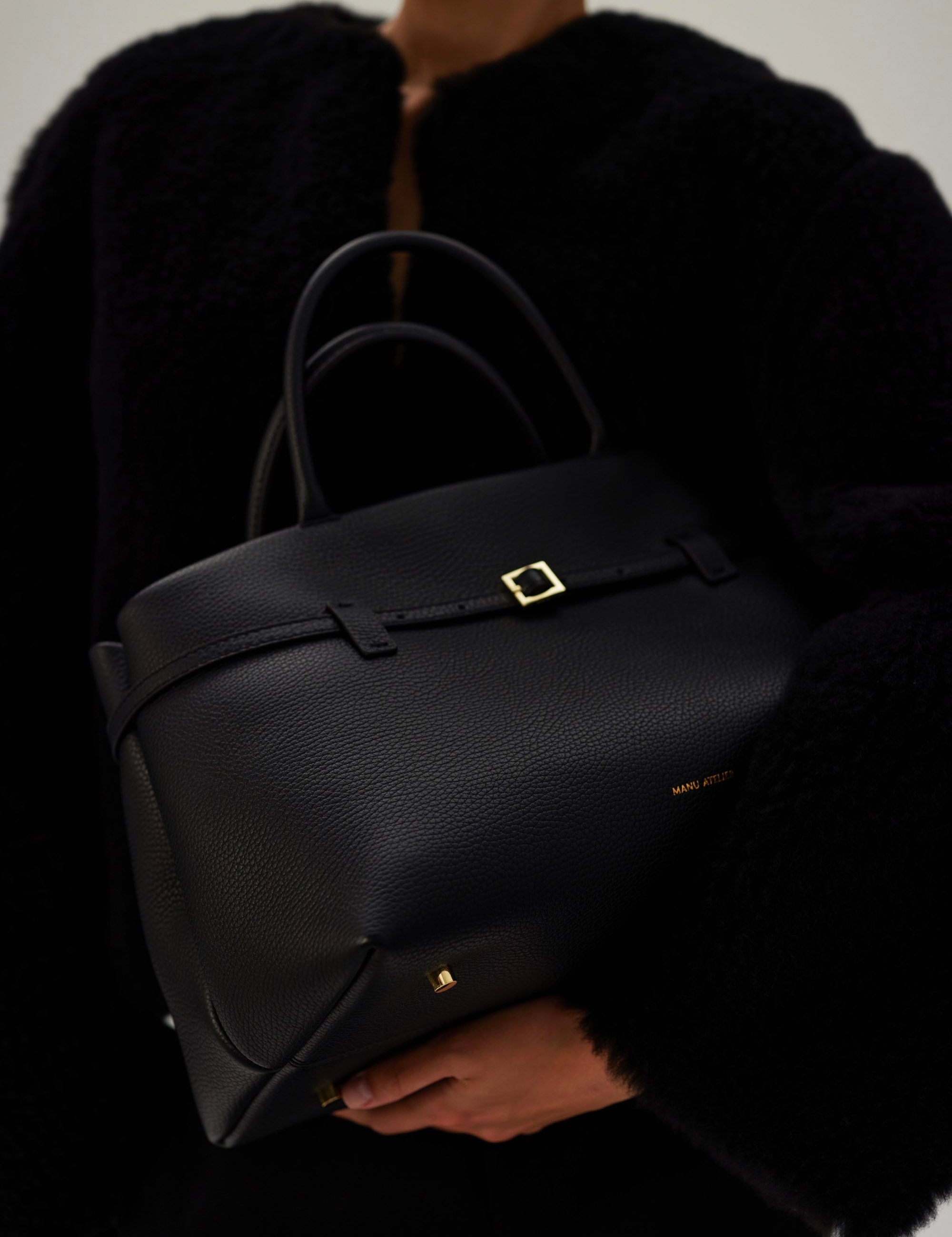 Le Cambon 35 Black on Model
