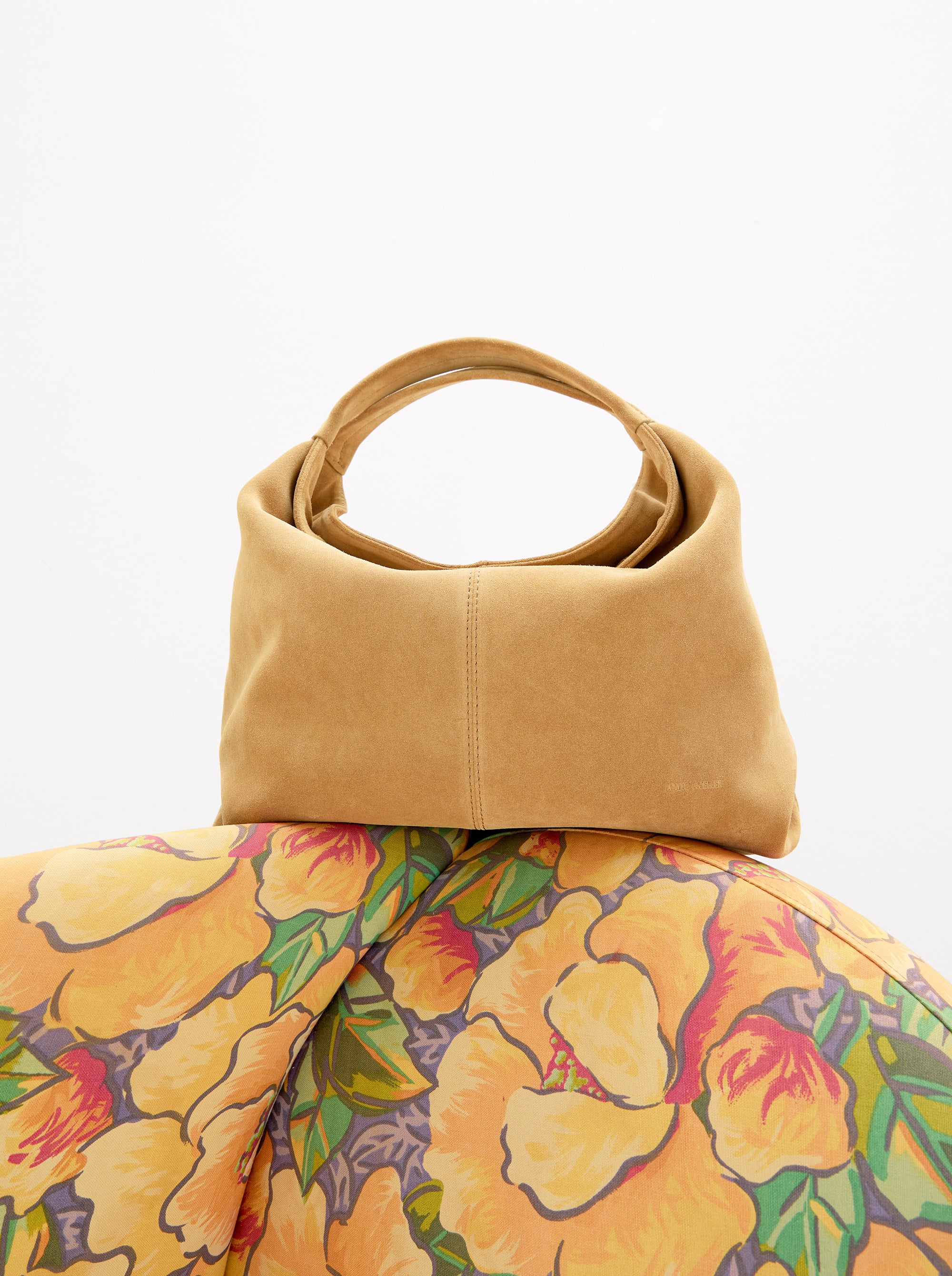 Manu Atelier SS25 Mobile Homepage Image 001